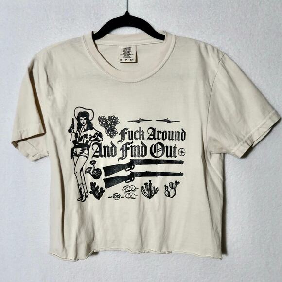 Comfort Colors Tops - Comfort‎ Color western fuk around find out crop tee small